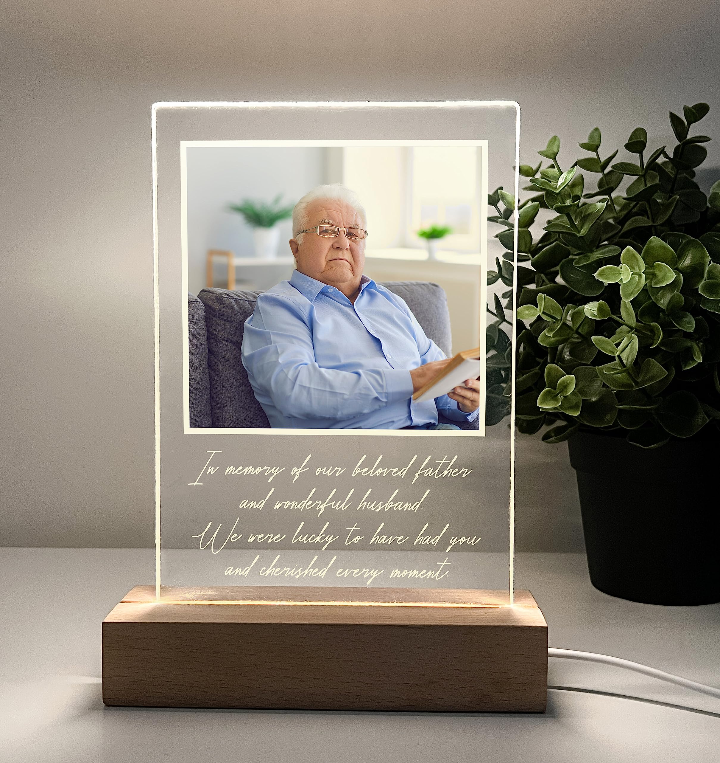 PERSONZ 　WONDERFUL MEMORIES LIGHT Always In Our Hearts And Minds - Personalized Solar Light
